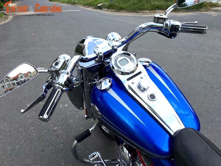 “Xe no” Harley-Davidson CVO Softail gia 750 trieu tai VN-Hinh-4