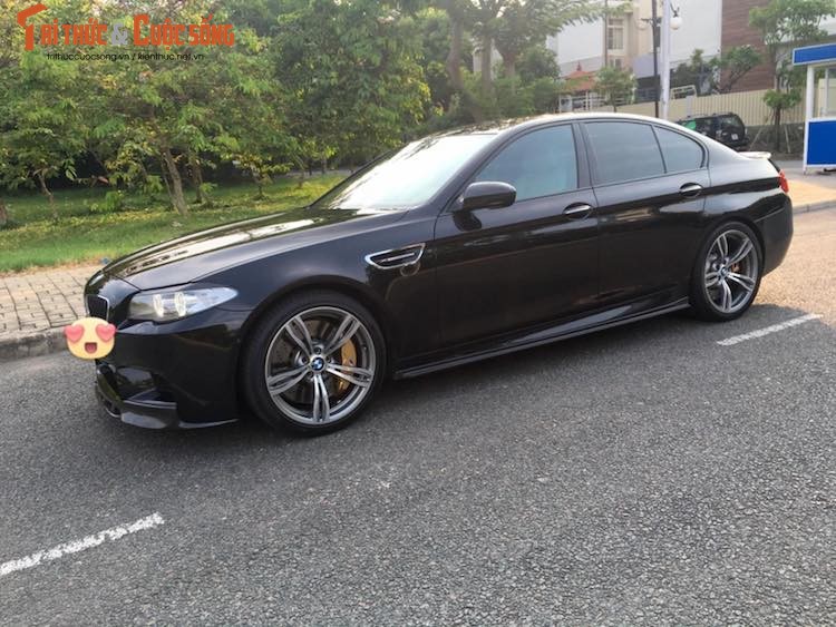 Sieu sedan BMW M5 doc nhat Viet Nam gia 7 ty dong-Hinh-2