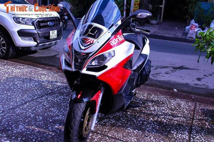 Sieu xe tay ga Aprilia SRV850 gia gan 300 trieu tai VN