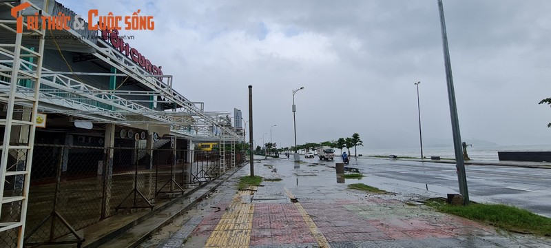 Da Nang: Nha hang view bien bo hoang, khach san cho thue