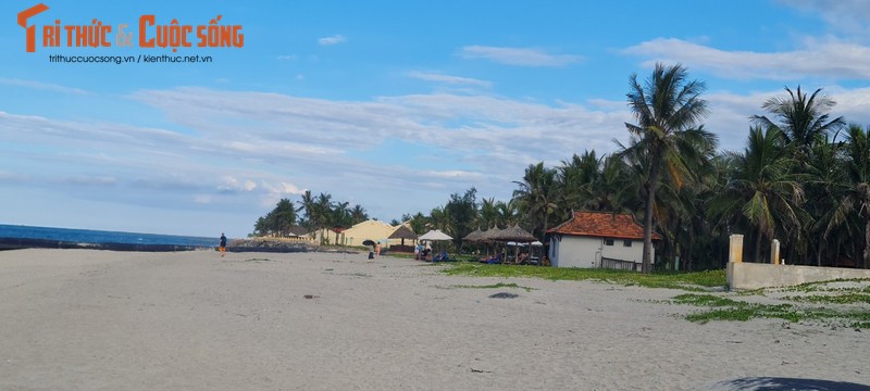 Lang ngam bai bien Cua Dai hoi sinh