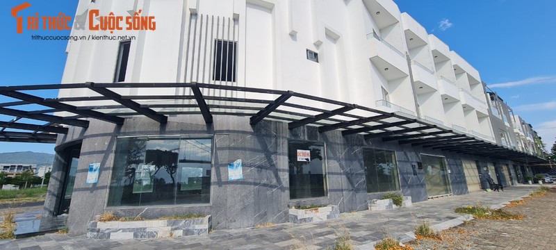 Da Nang: Hoang tan “sieu pham” shophouse 2 mat tien Marina Complex-Hinh-14