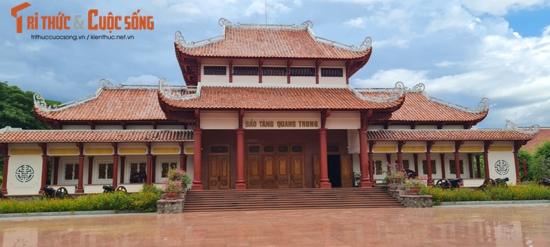 Den Bao tang Quang Trung, lang ngam dau an dan toc tren mien dat vo-Hinh-6