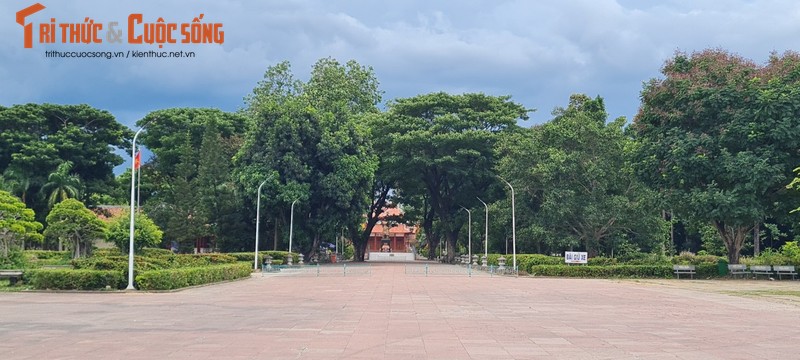 Den Bao tang Quang Trung, lang ngam dau an dan toc tren mien dat vo