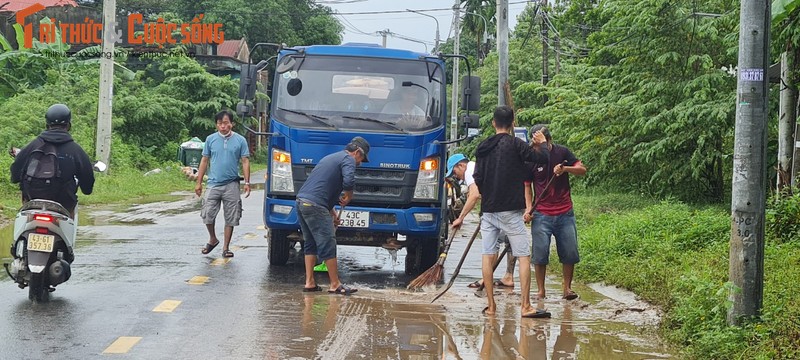 Cum CN Cam Le: Thac bun tran ra khu dan cu, ai chiu trach nhiem?-Hinh-10