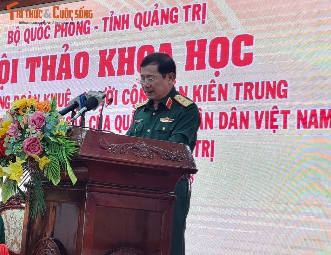 Dai tuong Doan Khue - Nha lanh dao xuat sac cua QDND Viet Nam-Hinh-2