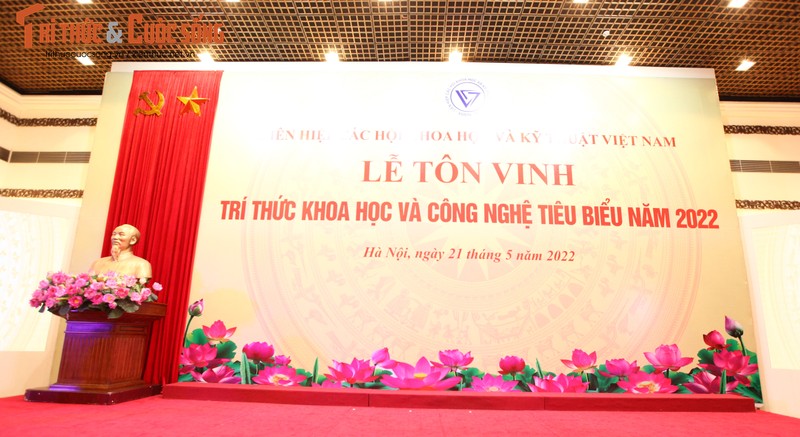 Le Ton vinh tri thuc Khoa hoc va Cong nghe tieu bieu nam 2022 thanh cong tot dep-Hinh-2