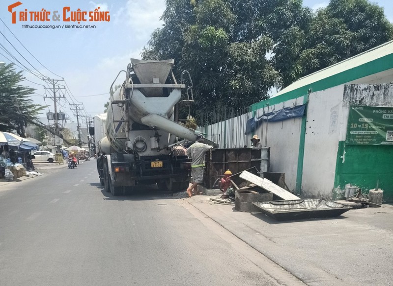 TP. HCM: “Duong Duong Quang Ham mo rong” thi cong thieu an toan?-Hinh-3