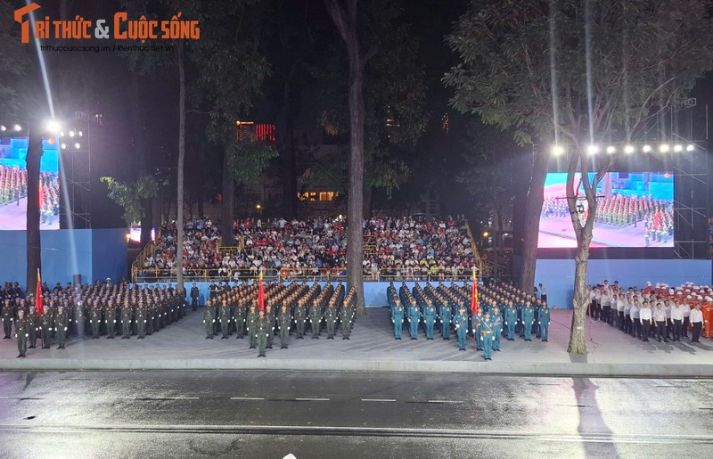 Hoanh trang buoi so duyet dieu binh, dieu hanh mung Dai le 30/4-Hinh-5