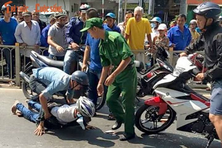 “Soi” 100 xe moto dac chung cua Canh sat SBC TP HCM-Hinh-6