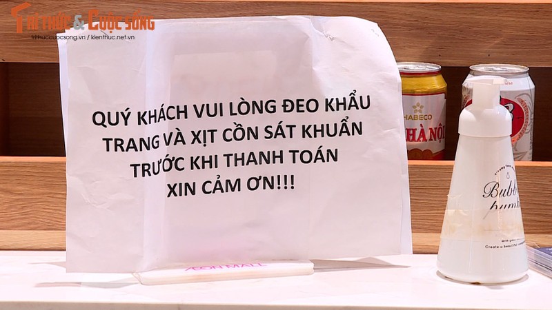 Nhieu TTTM o Ha Noi lo la phong dich, nhac nho 