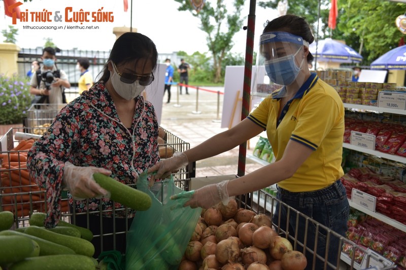 Co gi trong sieu thi 0 dong, khong duoc mua qua 2 mon do cung loai?-Hinh-3