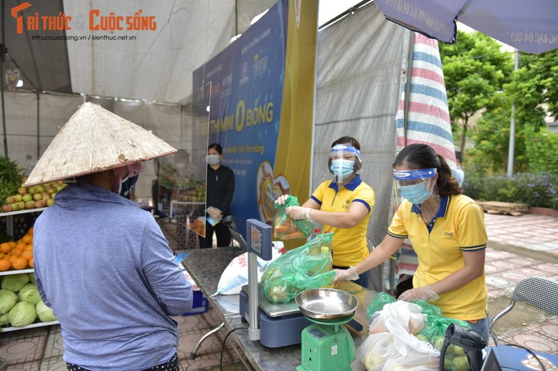 Co gi trong sieu thi 0 dong, khong duoc mua qua 2 mon do cung loai?-Hinh-6