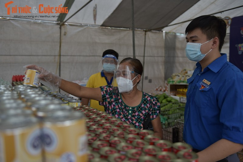 Ha Noi: 14 doanh nghiep dang ky ban hang luu dong