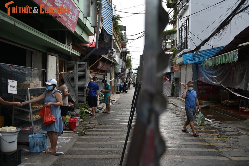 Ngan ngam canh nguoi dan bac ghe di cho tu “Quan no sang Huyen kia”-Hinh-2