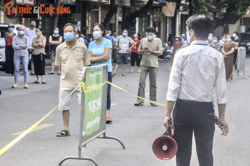 Ha Noi xet nghiem khan cap 7.000 nguoi lien quan den cho Ngoc Ha-Hinh-10