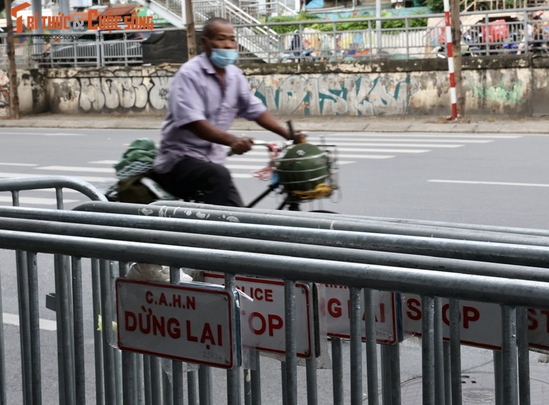 Hinh anh thao do 39 chot kiem soat tren duong pho Ha Noi-Hinh-4