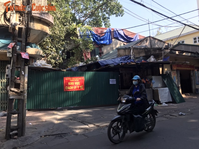 Xuat hien nhieu F0, khu cho dong nhat Ha Noi dung rao phong toa-Hinh-7