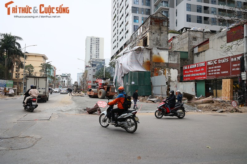 “Sieu du an” quan Thanh Xuan: Loi di nao danh cho nguoi di bo?