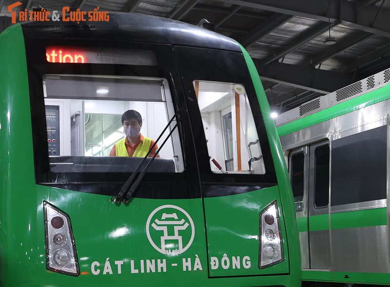 Cong viec hang dem tai Depot duong sat Cat Linh - Ha Dong-Hinh-3