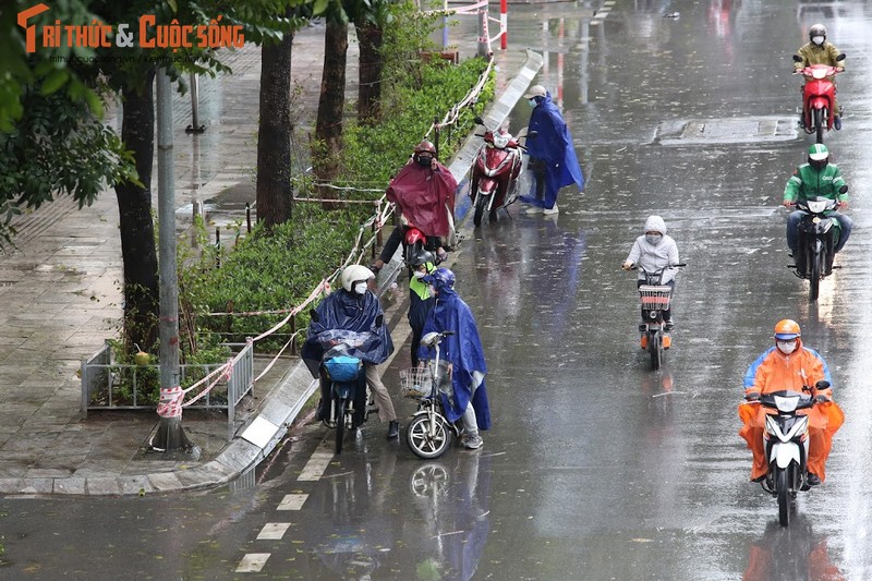 Don dot ret dam nhat tu dau mua Dong, nguoi Ha Noi khong dam… ra duong-Hinh-3