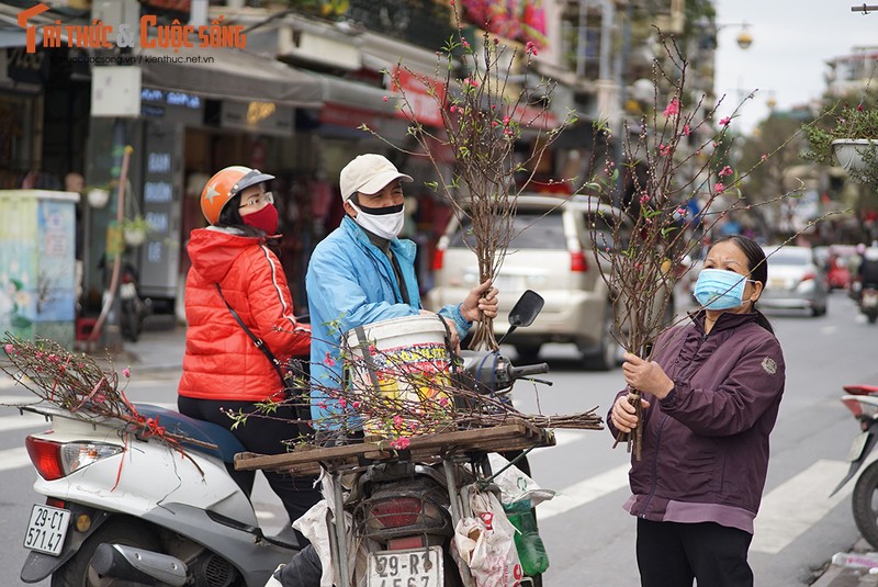 Ha Noi hung nang, nguoi dan hao huc ra duong-Hinh-10