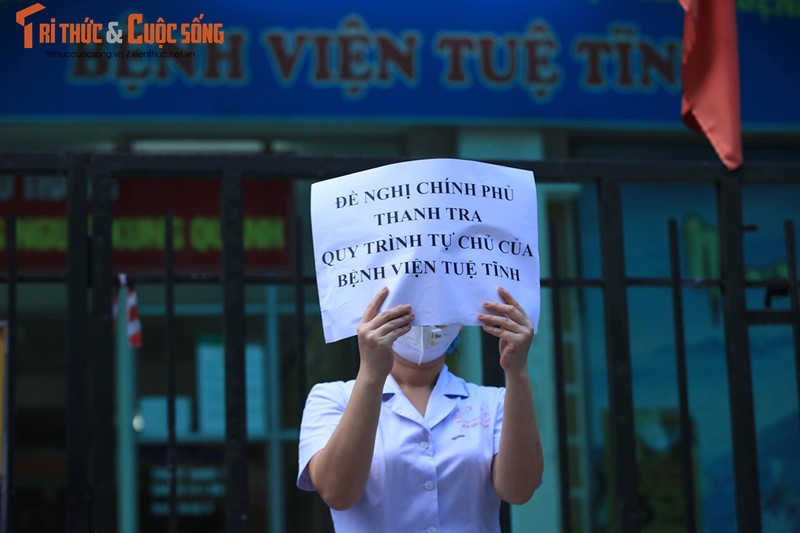 Bac si Benh vien Tue Tinh lai “xuong duong” sau 2 thang duoc... hua-Hinh-2